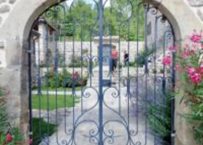 De Baume 4*